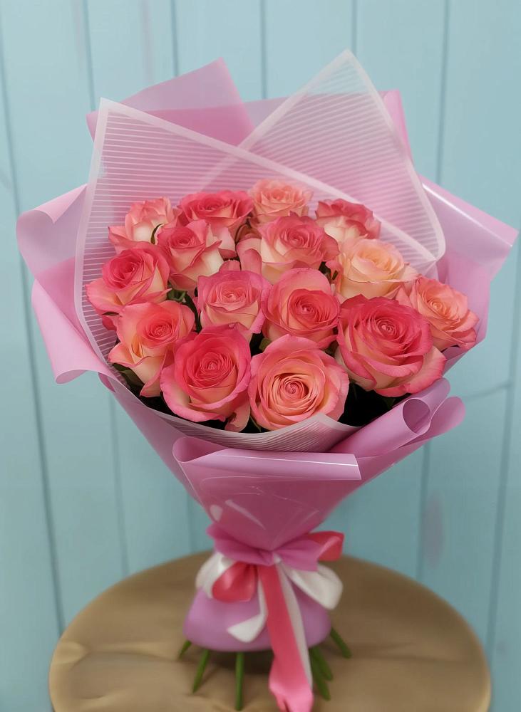 Букет 15 Розовых роз Равель в Петропавловской Краснодарского края