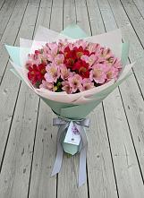 Букет цветов из:  Альстромерии в Петропавловской Краснодарского края