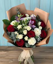 Букет цветов из:  Розы и Альстромерии в Петропавловской Краснодарского края