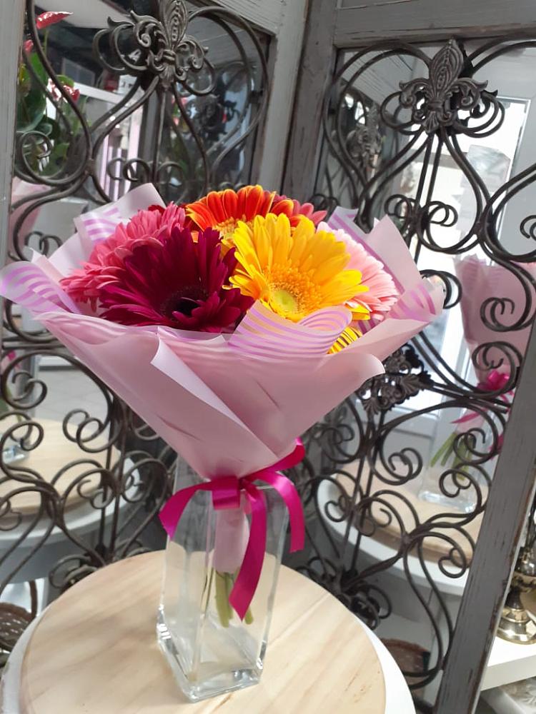 Букет цветов из: Герберы в Петропавловской Краснодарского края