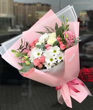 Букет цветов из:  Розы, Лизиантусы и Хризантемы в Петропавловской Краснодарского края