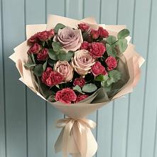 Букет цветов из:  Гвоздики и Розы в Петропавловской Краснодарского края